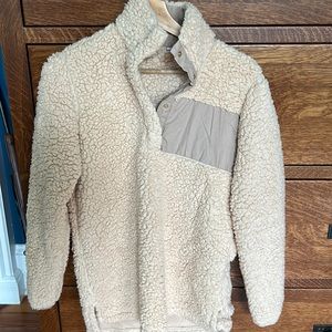 Size small Sherpa pullover